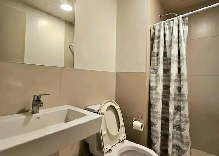 アパートホテル Calyx Residences